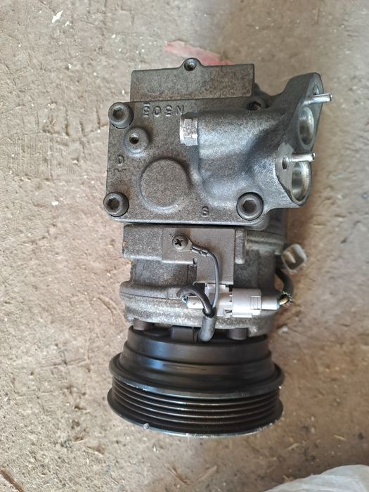 Компрессор кондиционера Toyota Land CRUISER 105