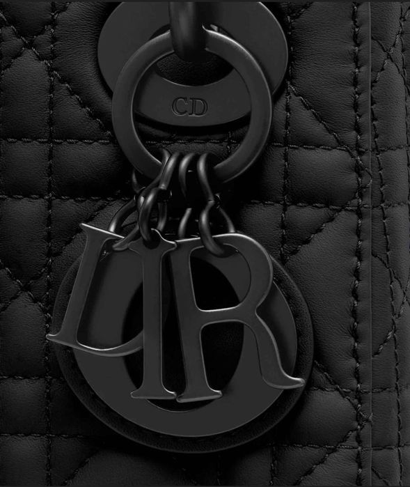 Чанта Mini Lady Dior Bag Ultramatte нова с кутия и всичките аксесоари