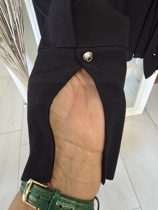 Черна блуза Patrizia Pepe, закопчалка Fly,размер 40/S,ново!