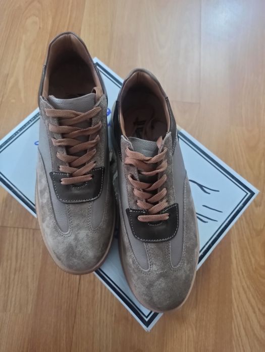 Продам кеды пр.Турция