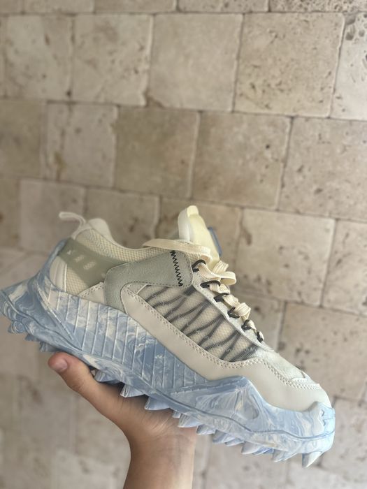 Off White Odsy-1000