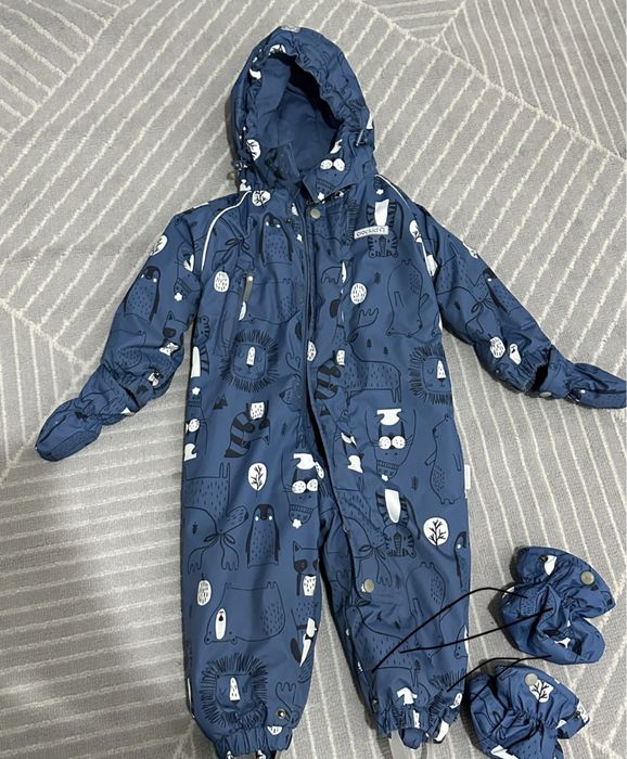 Продам демисезонный комбинезон