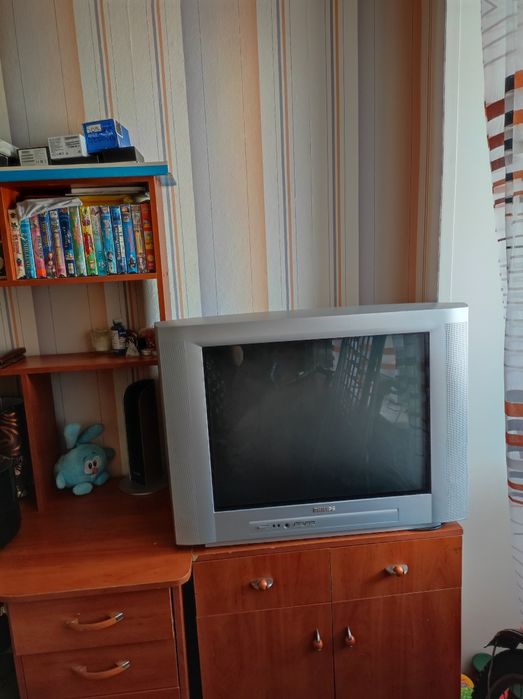 Телевизор PHILIPS
