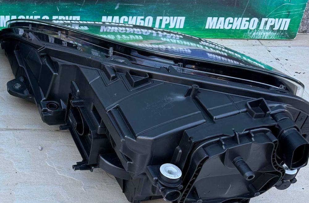 Фар far десен Shadow Black фарове Matrix за Порше Макан Porsche Macan