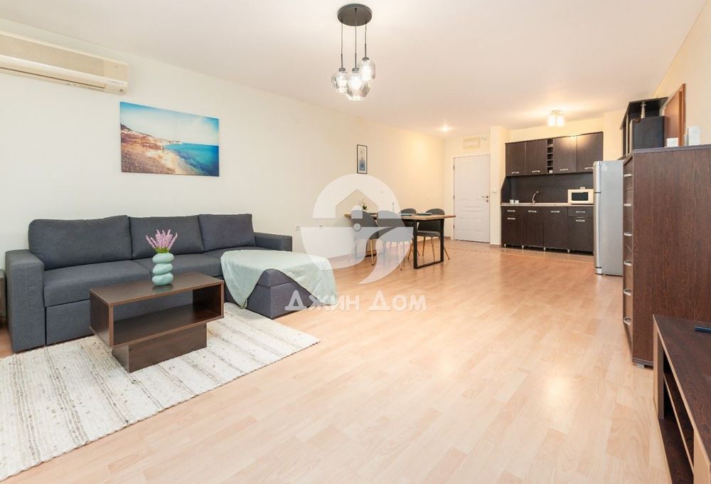 Продава се Тристаен апартамент в Свети Влас - 110 кв.м за 1011 €/кв.м - Снимка #2