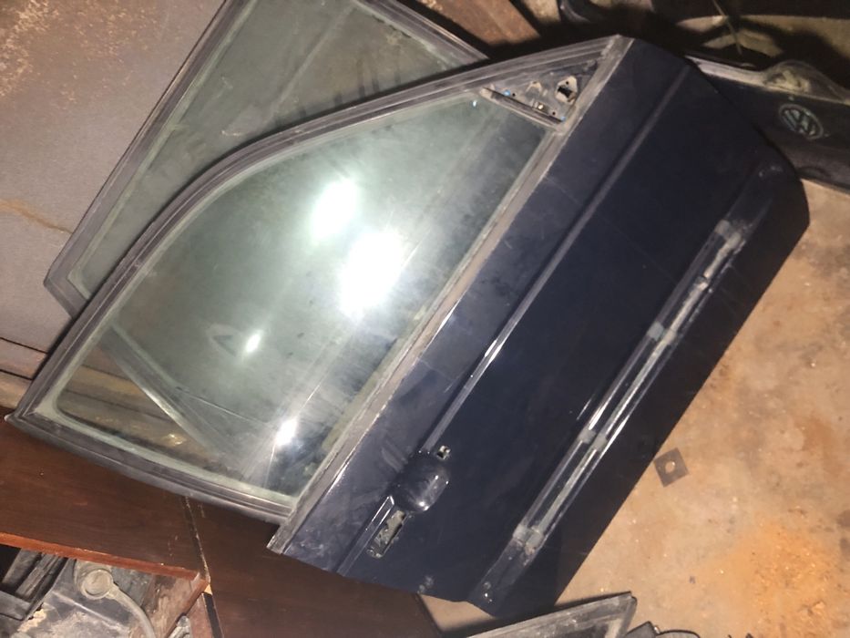 Двери пассат б3