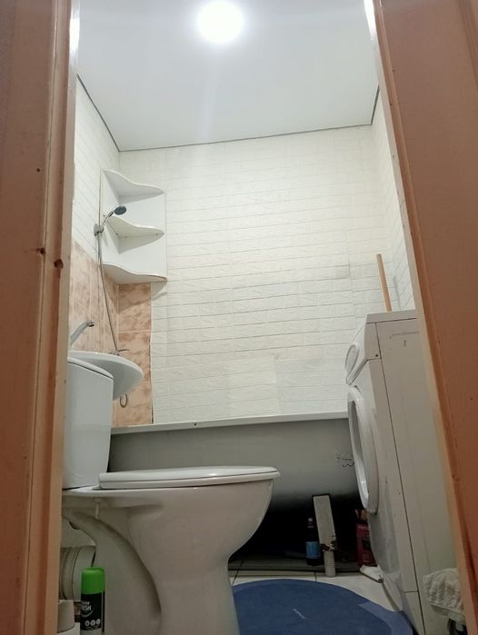 Продам в центре 1 комн квартиру
