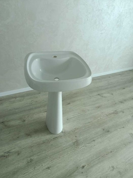 Напольная раковина для ванной