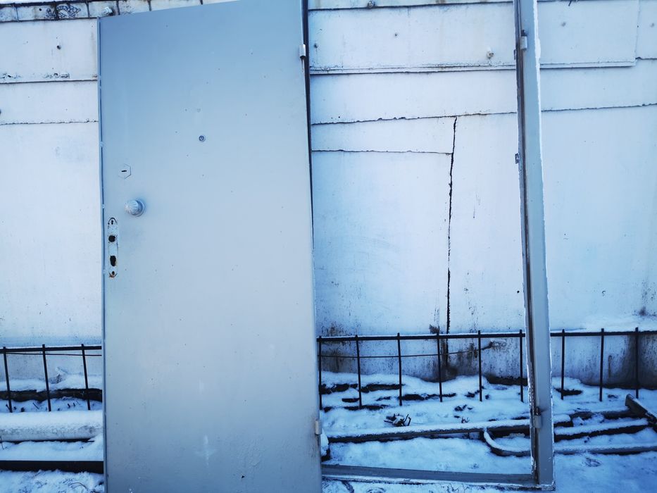 Дверь металлическая