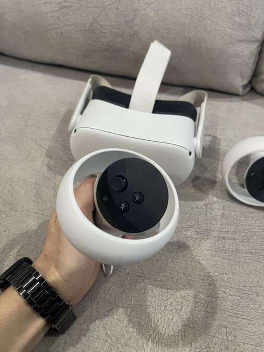 VR-очки Oculus Quest 2
