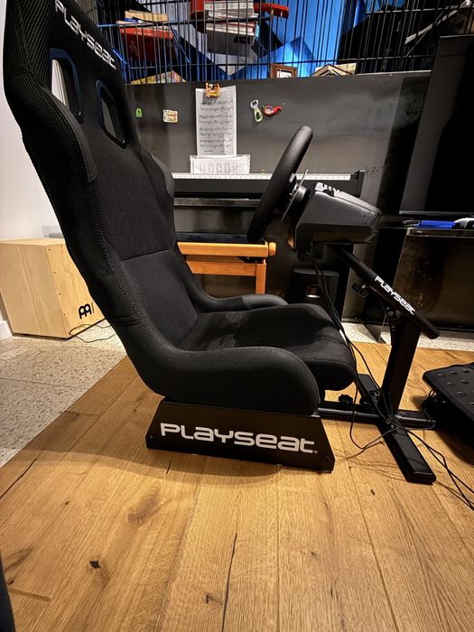 Volan Logitech Driving force G29 si scaun Playseat