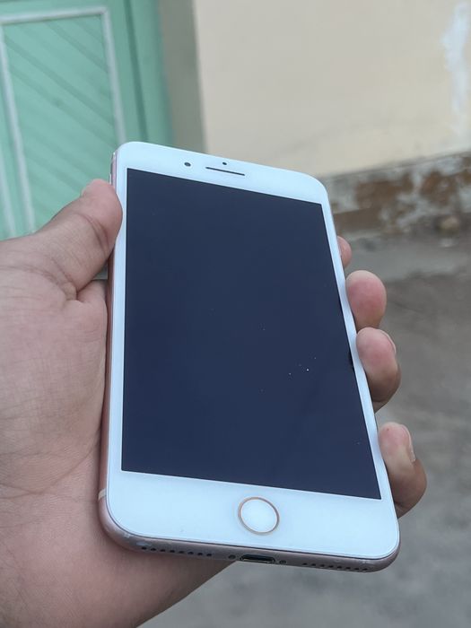 iphone 8+ 64 ideal srochna sotiladi