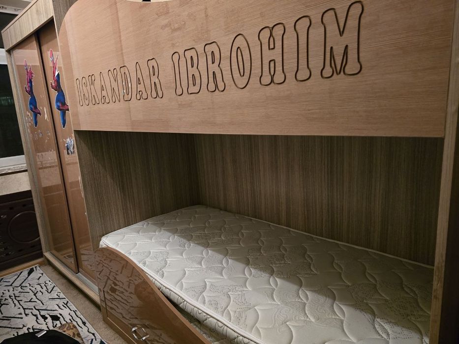 Кровать сотилади срочно