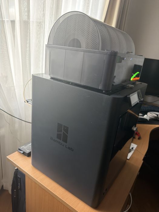 Bambu Lab P1S + AMS