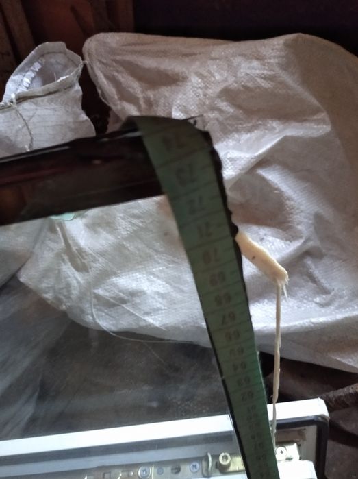 Стеклопакет и дверь окна