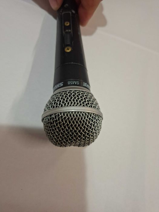 Shure SM58SE Microfon vocal dinamic cu buton