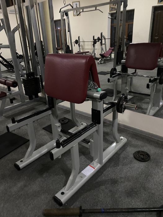 Trenajorniy zal hamma jixozlari bilan sotiladi