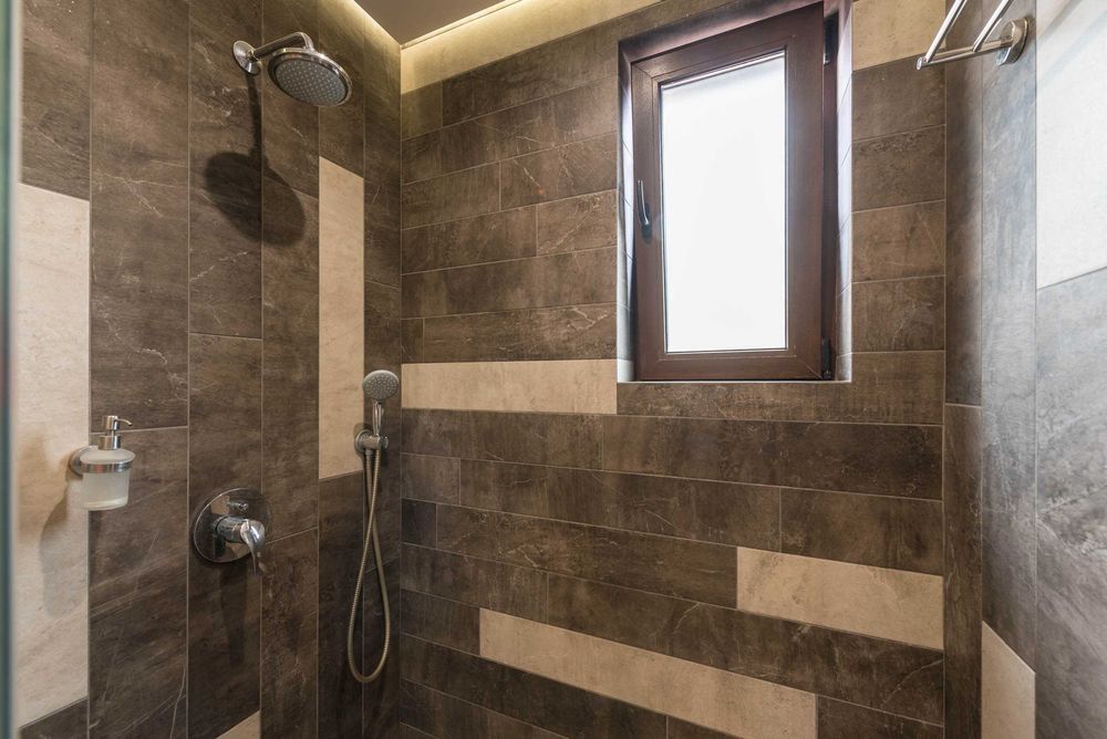 Продава се Тристаен апартамент в Варна, Левски - 135 кв.м за 1473 €/кв.м - Снимка #19