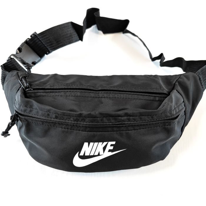 Чанта / паласка Найк (Nike)