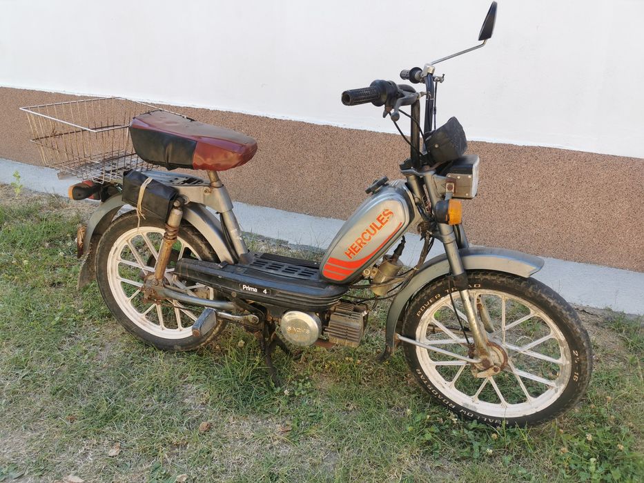 Vând moped,minimobra, scuter hercules prima 4