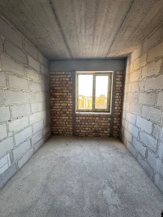 Срочно Продаеться 2-ком квартира в городе Чирчике 10-мик новостройка