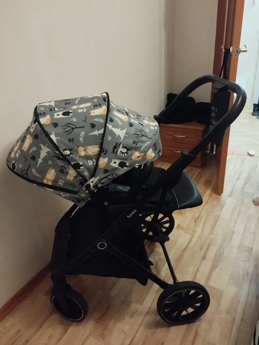 Продам коляску LUNEX.  Торг