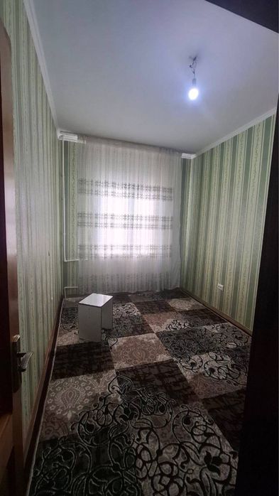 Алгоритм 30.  АХМАД. Продается ! 4 х комнатная квартира