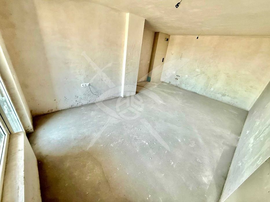 Продава се Тристаен апартамент в Бургас, Славейков - 120 кв.м за 872 €/кв.м - Снимка #7