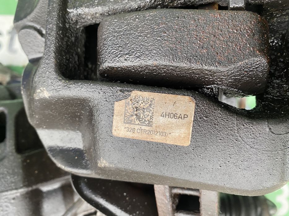 Etrier stânga față Audi A8 4H 4.2 tdi 2012