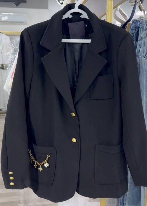 Классический костюм