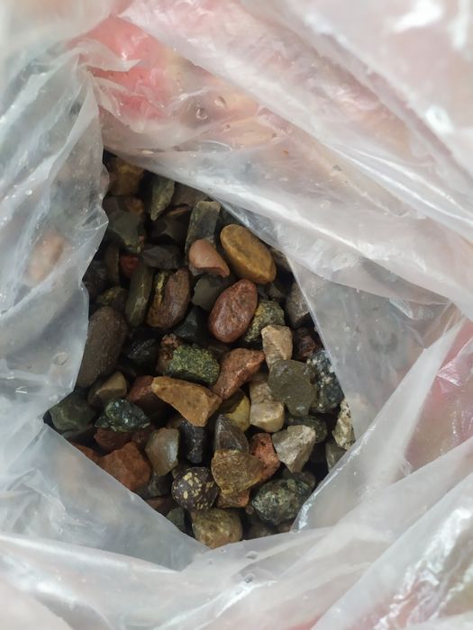 Продам красивые речные камешки для аквариума