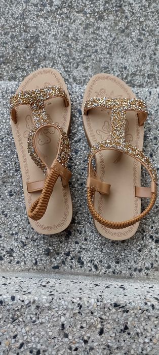 Дамски сандали летни