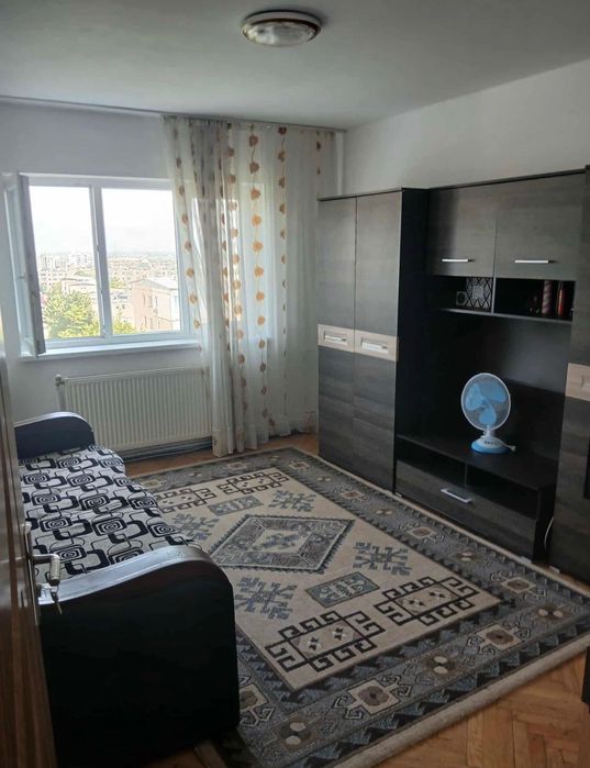 Vând apartament cu 2 camere