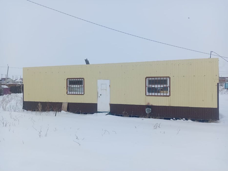 Продам дом с контейнером утепленным