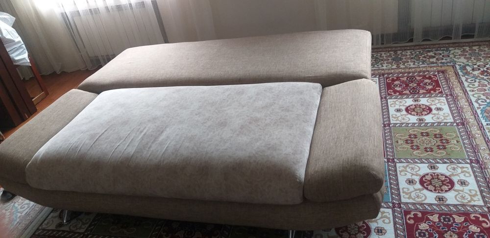 диван тахта для  зала