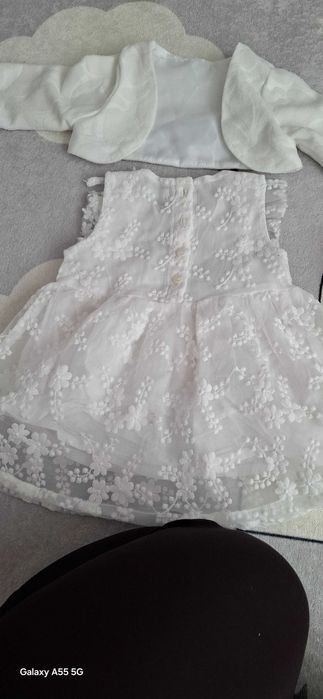 Официална рокличка