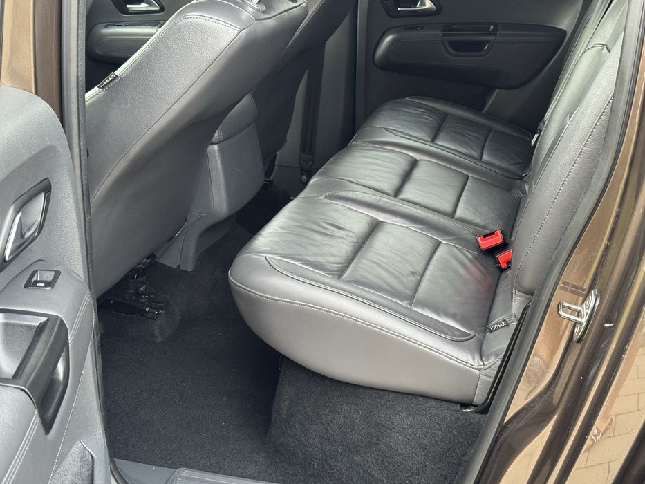 Vw Amarok 2.0 TDI 163 CP 4x4 la buton mic mare