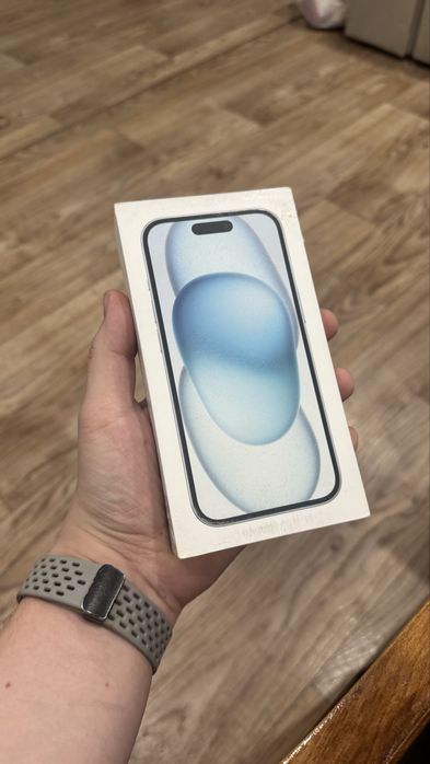 Iphone 15 128гб. Зарядк 88%