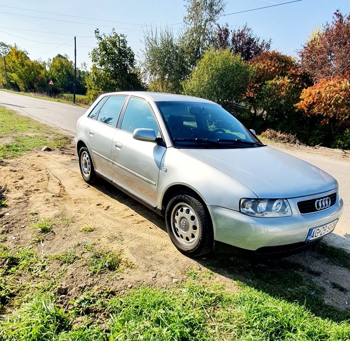 Vând Audi A3 1.6 AN.2002