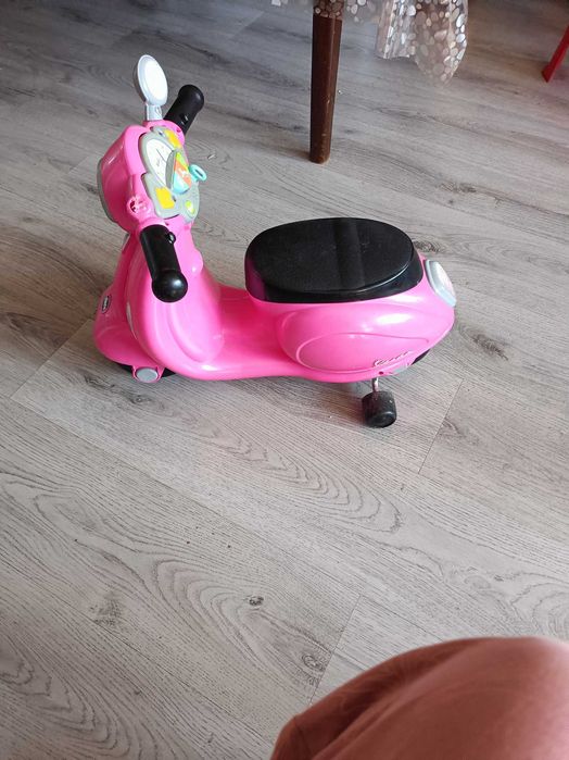 Vespa chicco  15 euro