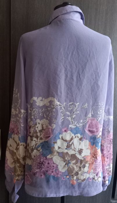 Дамска риза с цветя