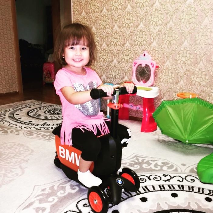Самокат детский BMW с багажником