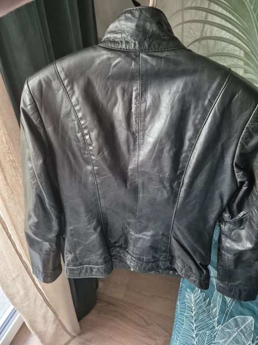 Черно яке естествена телешка кожа