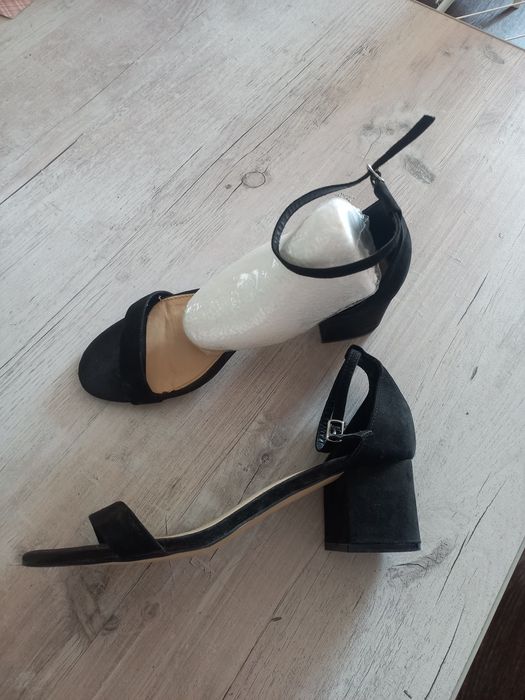 Продам обувь 40 р