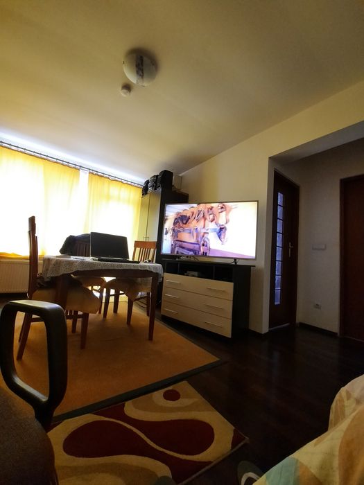 Proprietar - Apartament 3 camere, Cărămidă (2008), Parter cu Balcon - Zona Independenței, Bistrița.