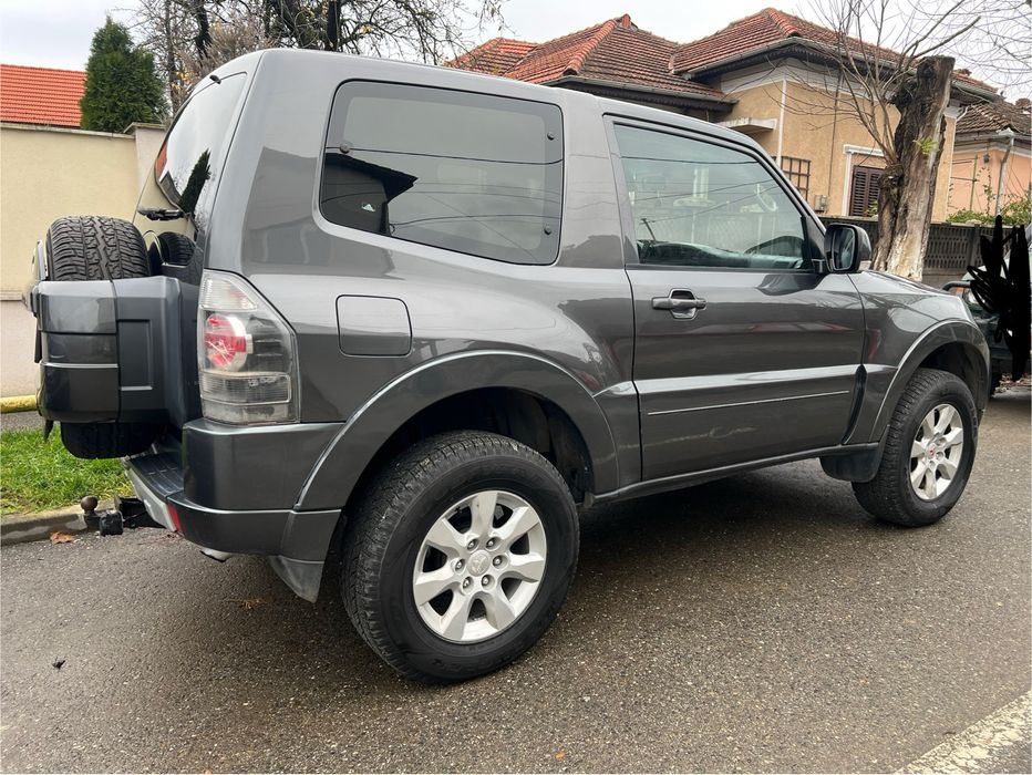 Mitshubishi Pajero 3.2,  2011 euro 5 , Autoturizm .