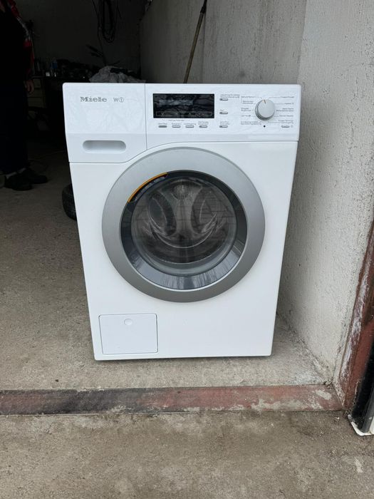 Пералня Миеле W1 / 8 кг