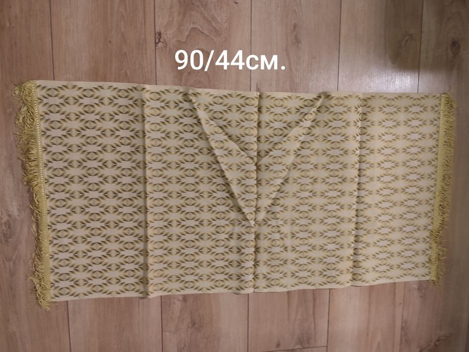 Ръчно бродирани покривки