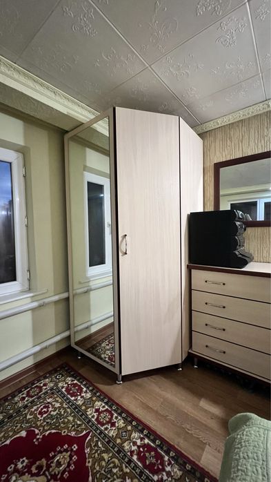 СРОЧНО ПРОДАМ Шкаф и комод