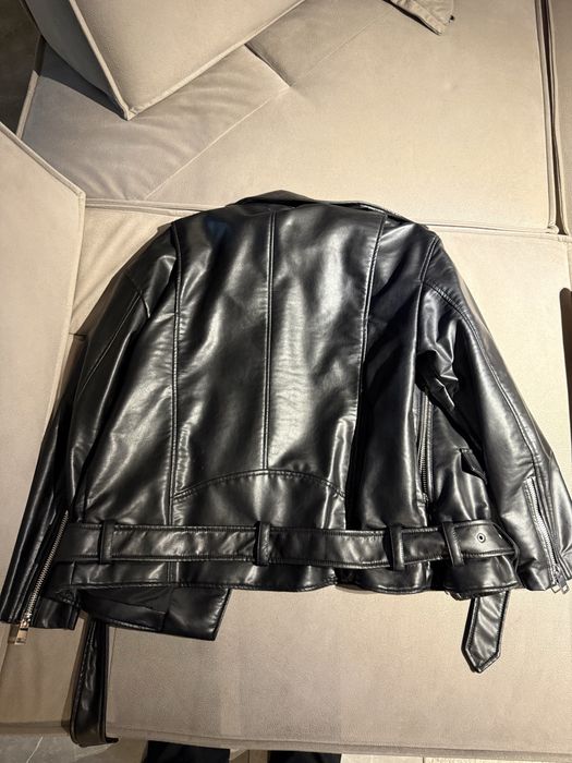 Ново кожено яке Зара
